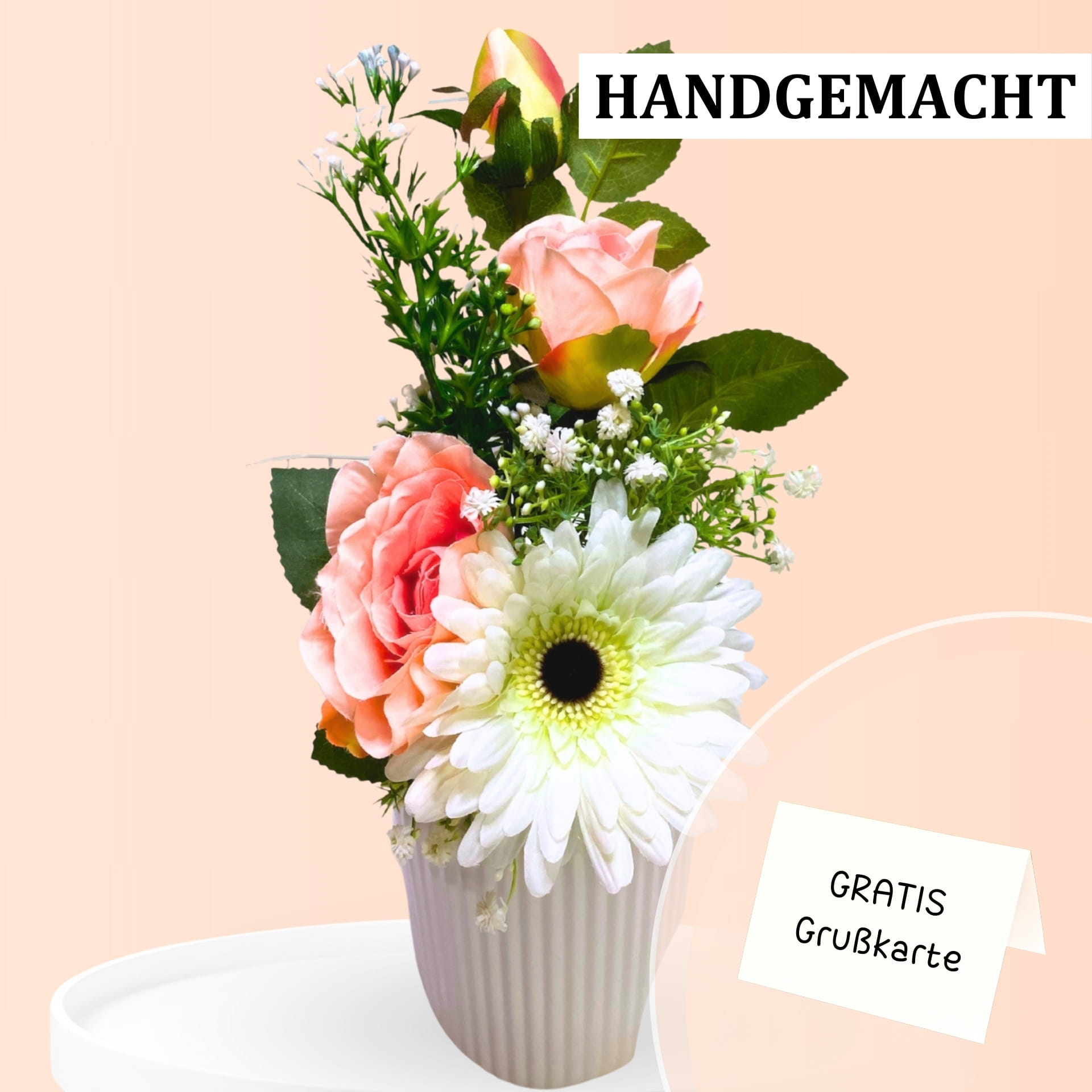 Ein Strauß aus Blumen in pink und weiß