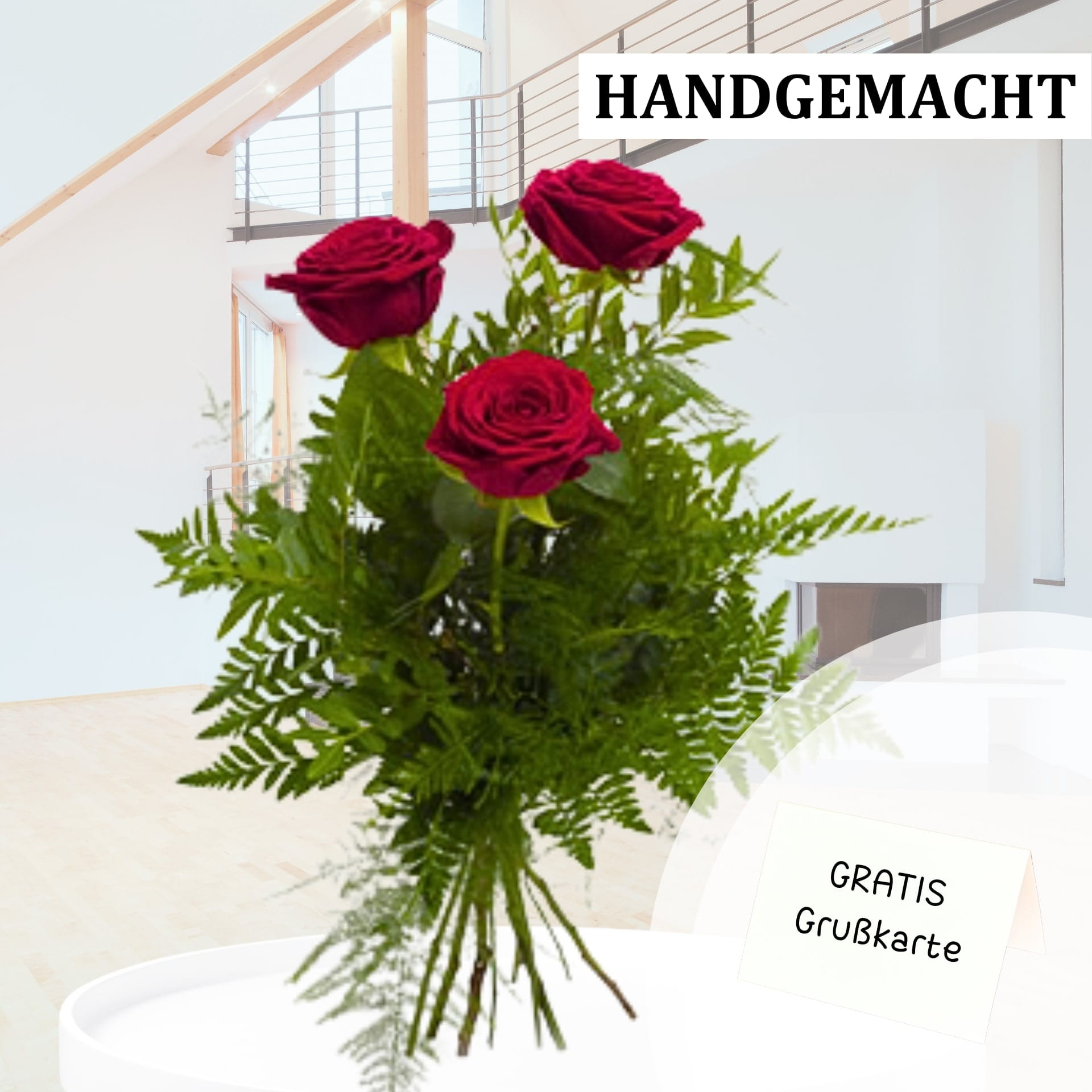 Roter Rosenstrauß "Handgemacht" für besondere Anlässe Drei rote Rosen mit viel Grün, handgemacht, inklusive Gratis-Grußkarte.