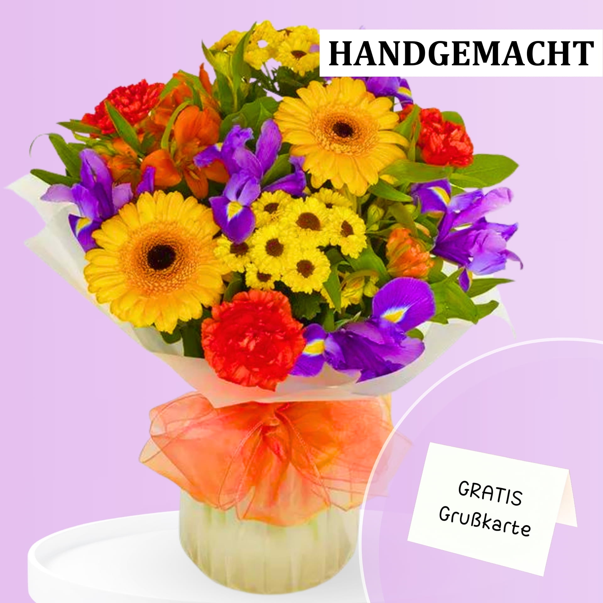  Bunter Blumenstrauß aus verschiedenen farbigen Blüten, verpackt mit einer orangenen Schleife. Text auf dem Bild: "HANDGEMACHT" und "GRATIS Grußkarte".